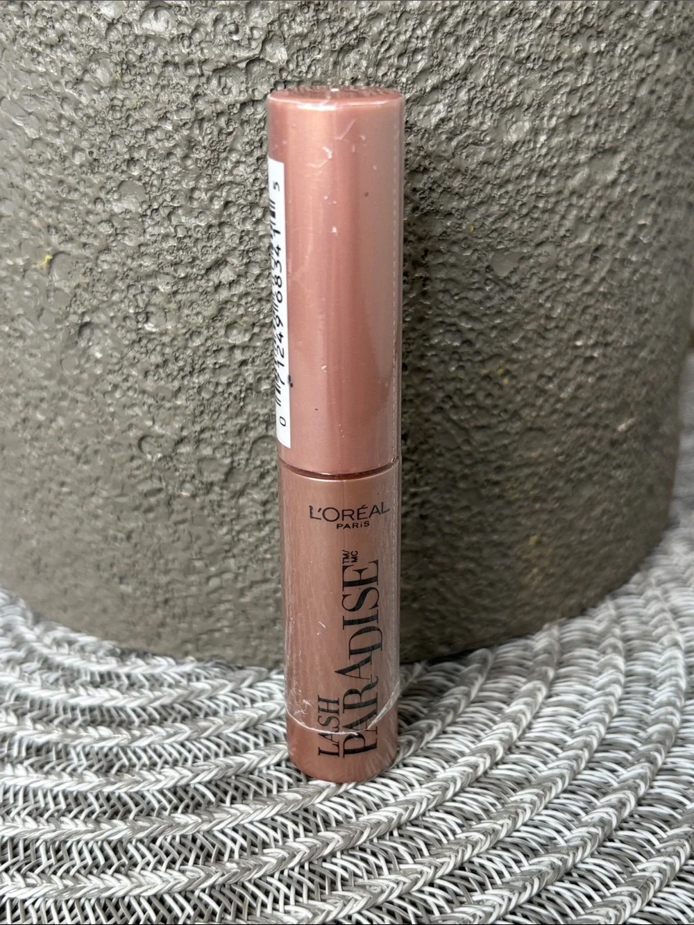 ❤️$2 NWT L'Oreal Lash Paradise Mascara 4.5ml